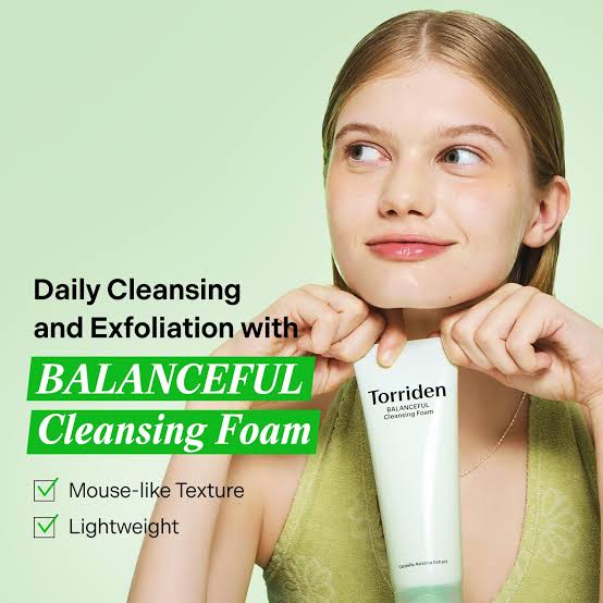 Torriden - Balanceful Cica Pore Cleansing Foam, 150ml